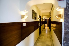 Roland Hotel: 3 star hotels in kolkata